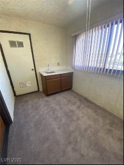 1402 Santa Margarita Street Unit H, Las Vegas NV 89146