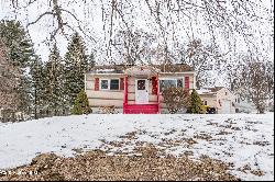 18 Plaske Drive, Schenectady NY 12309