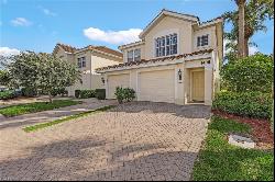 1405 Tiffany Ln Unit 1401, Naples FL 34105