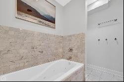 1312 W Madison Street #4A, Chicago IL 60607