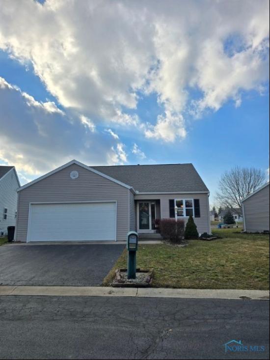 1339 Countryside Drive Unit 8, Findlay OH 45840