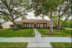 5259 Ariel Street, Houston TX 77096