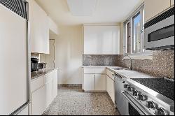 201 E 62nd Street Unit 8B, New York City NY 10065