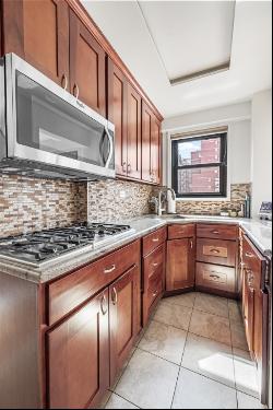 201 W 21st Street Unit 8DE, New York City NY 10011