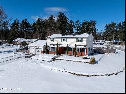 21 Hillcrest Drive, Ballston Lake NY 12019