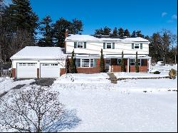 21 Hillcrest Drive, Ballston Lake NY 12019