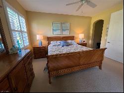 6864 Ascot Dr Unit 101, Naples FL 34113