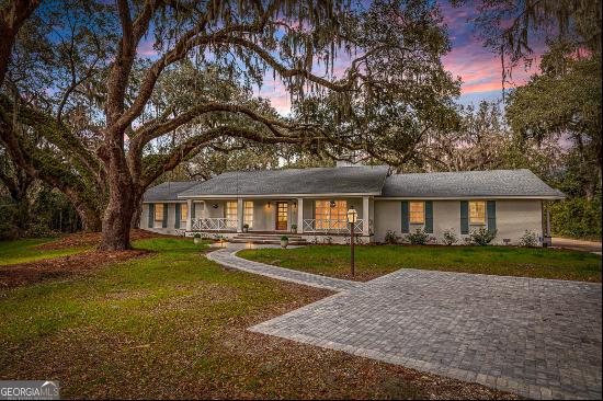 111 Youngwood Drive, St. Simons GA 31522