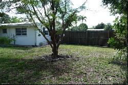 2231 Gorham Ave, Fort Myers FL 33907