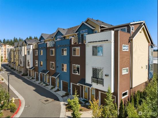 15701 NE 14th Terrace Unit 27, Bellevue WA 98008