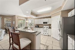 11069 Harbour Yacht Ct Unit 2, Fort Myers FL 33908