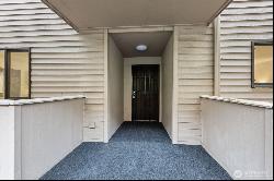 2920 76th Avenue SE #309, Mercer Island WA 98040