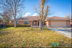 14 La Paz Street, Roswell NM 88201