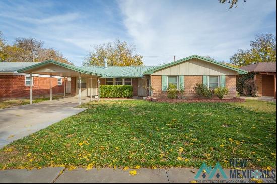 3011 N Garden Avenue, Roswell NM 88201