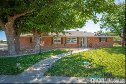 705 Golondrina Drive, Roswell NM 88201