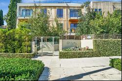 1041 N Spaulding Avenue #104, West Hollywood CA 90046