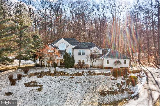 490 Freedom View Ln, Phoenixville PA 19460