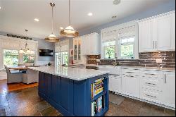 125 Summit View Lane, North Kingstown RI 02852