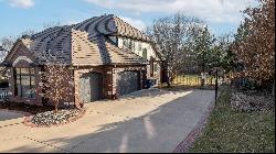 1509 N Rocky Creek Rd, Wichita KS 67230