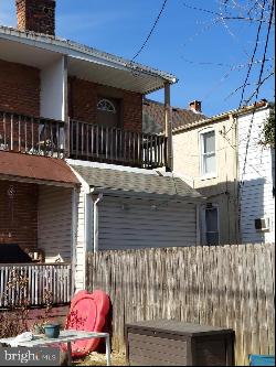 229 S West Street, York PA 17401