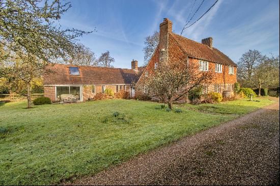 A chain free, charming 6 bedroom country property, set in 8 acres with endless potential, 