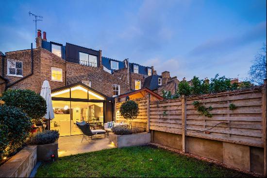 An incredible five bedroom family home finished to an extremely high specification through