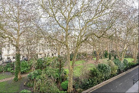 4-5 bedroom flat for sale in Hyde Park, W2