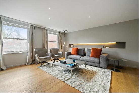 A smart two bedroom flat for rent in Chelsea, SW10