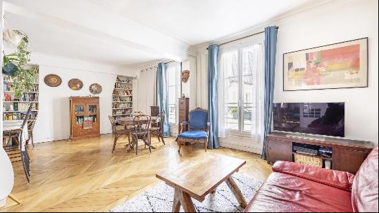 Apartment for sale in Paris, France