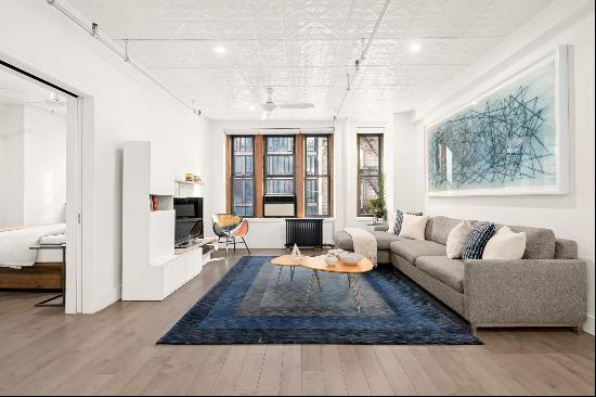 Renovated South-Facing 1 Bedroom Loft in the Chelsea Flower District Awash in so