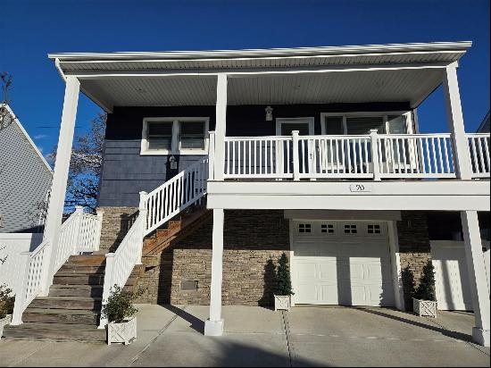 Long Beach, NY  Canal AreaSummer getaway. Fully renovated 3-bedroom, 2-bath single-family 