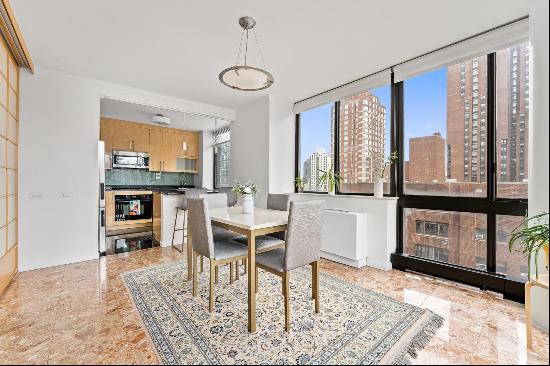 HIGH FLOOR, CORNER UNIT, 2 BEDROOMS, 2.5 BATHS, FLOOR TO CEILING WINDOWS, SOUTHERN & WE