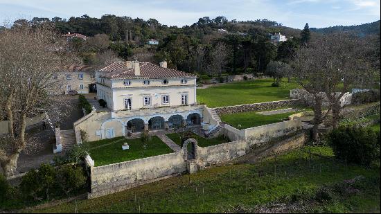 Outstanding historic estate dating from 1720 in Sintra, Lisbon.