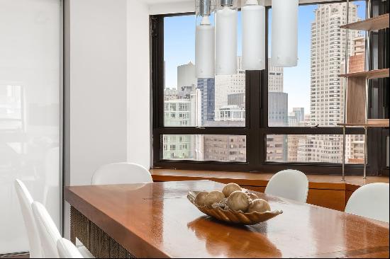 <p>Soaring above Midtown Manhattan on the 37th floor, this spectacular 3-bedroom, 3-bathro