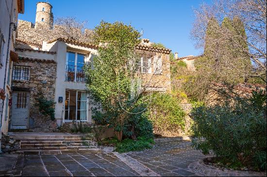 A charming stone village house for sale in Grimaud.