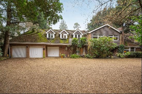 Family living on the edge of Ascot Racecourse