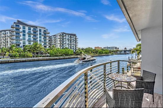 Discover the perfect location in the heart of All Miami has to offer! Available ALSO for l