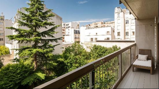 Apartment for sale in Paris, France