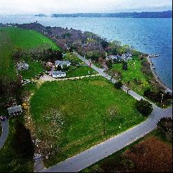 West facing waterfront lot in Tivertonb