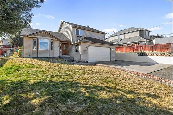 Wonderfully updated interior, backyard paradise!