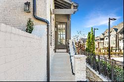 Stunning Townhome in Sought-after Aria Community