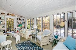 Charming with Privacy in East Hampton Village