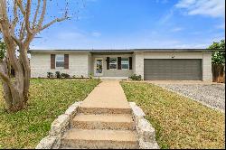 1003 Porpoise Street, Lakeway, TX 78734