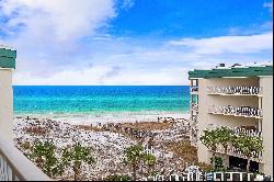 Two-Bedroom Condo With Gated Beach Access In Gulf-Front Community