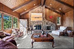 Blend of Retro Sophistication and Mountain Luxury