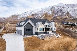 9,000 Sq Ft in Beautiful Mapleton Utah