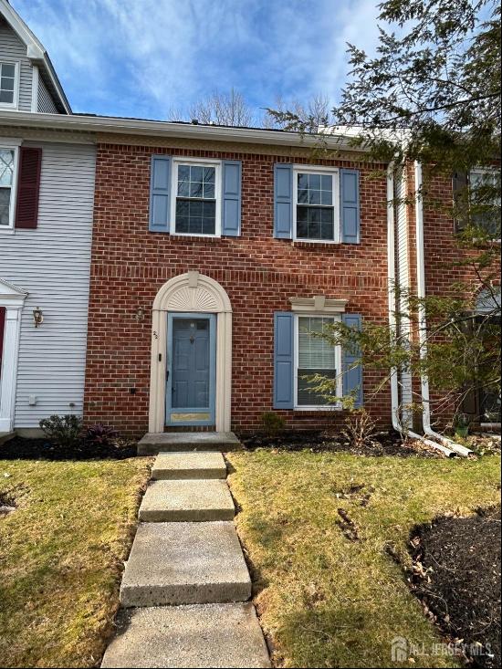 22 Albury Way, North Brunswick NJ 08902