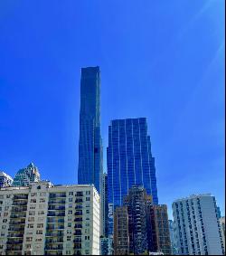 33 W Delaware Place #7G, Chicago IL 60610