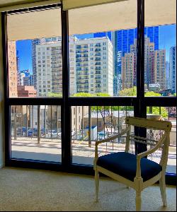 33 W Delaware Place #7G, Chicago IL 60610