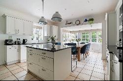 Ashdown Way, Kingwood, Henley-on-Thames, Oxfordshire, RG9 5WD